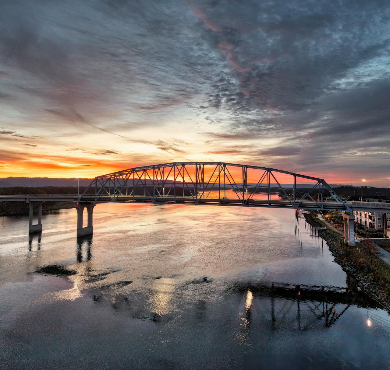 dramatic-sunrise-over-wabasha-bridge-29716420